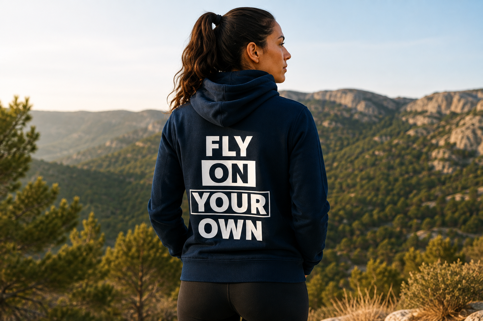 FALCO H001F — Fly On Your Own — Hoodie Bleu Marine